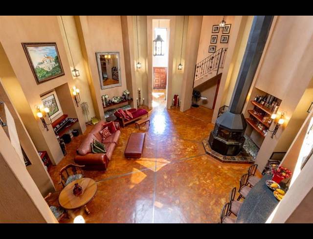 10 BEDROOM HOUSE FOR SALE IN FERNDALE